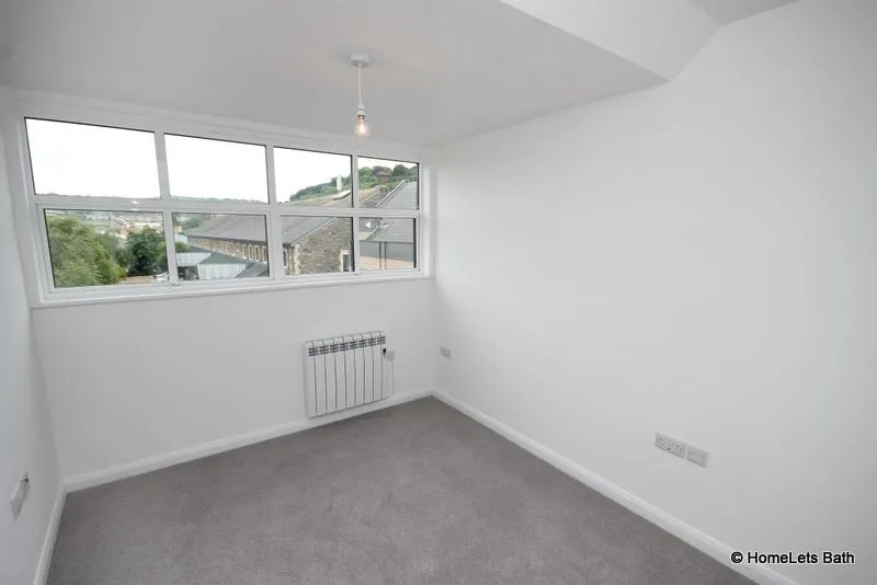 Lower Bristol Road, BA2, photo 6