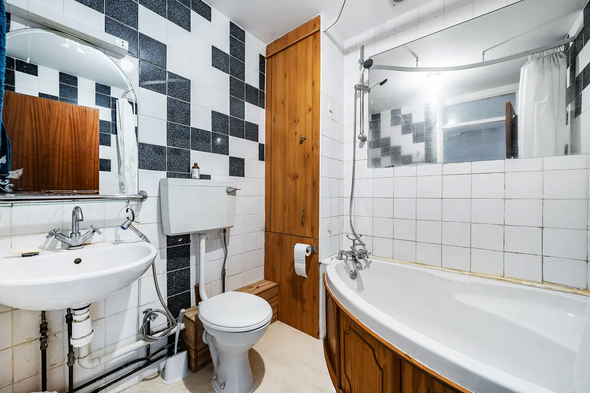 Woodridge Way, Northwood, HA6, photo 13