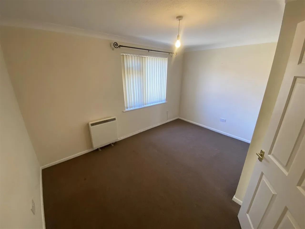 Carlton Drive, Bridgwater TA6 3TL, photo 3