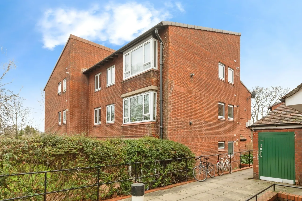 2 bed flat for sale — The Beeches, Brislington, Bristol, BS4
