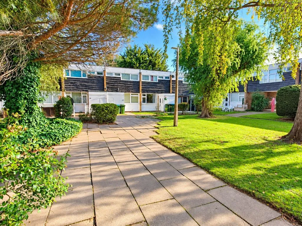2 bed property for sale, Craybury End London, London, SE9