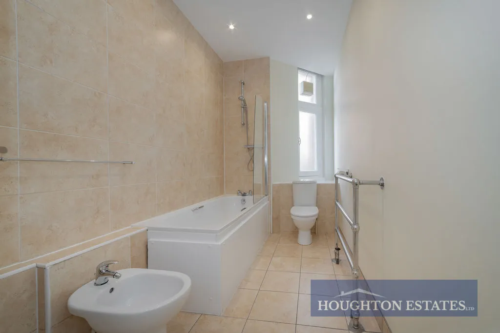 Aberdeen Court Maida Vale, London W9 1AF, photo 7