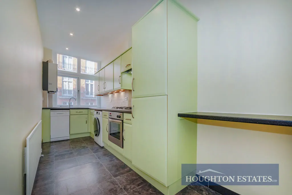 Aberdeen Court Maida Vale, London W9 1AF, photo 6