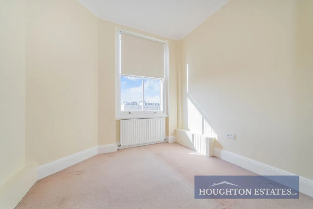 Aberdeen Court Maida Vale, London W9 1AF, photo 5