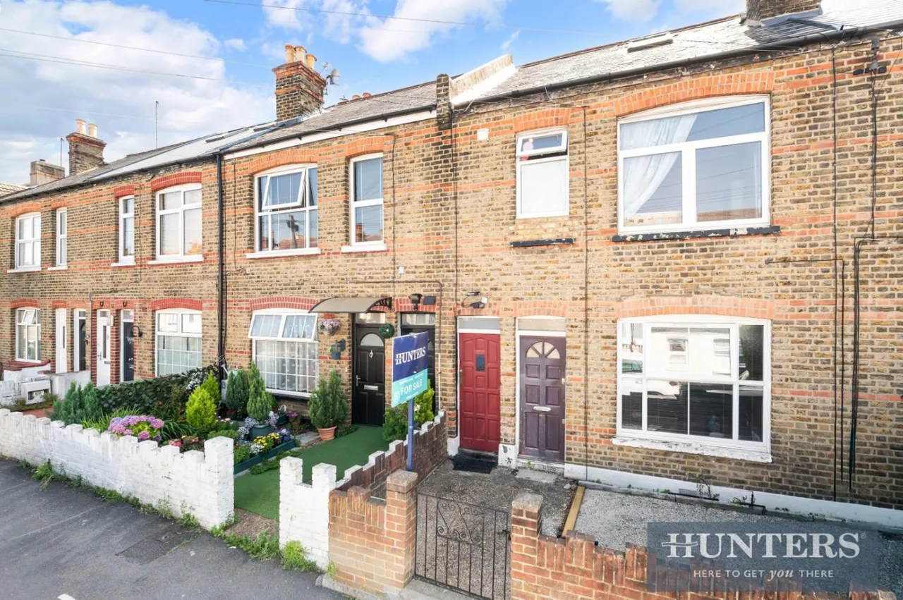2 bed flat for sale — Washington Road, Worcester Park