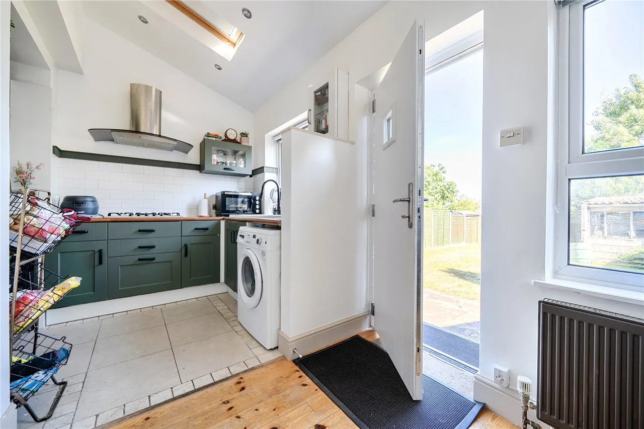 Weirdale Avenue, Whetstone, London, Greater London, N20 0AG, photo 8