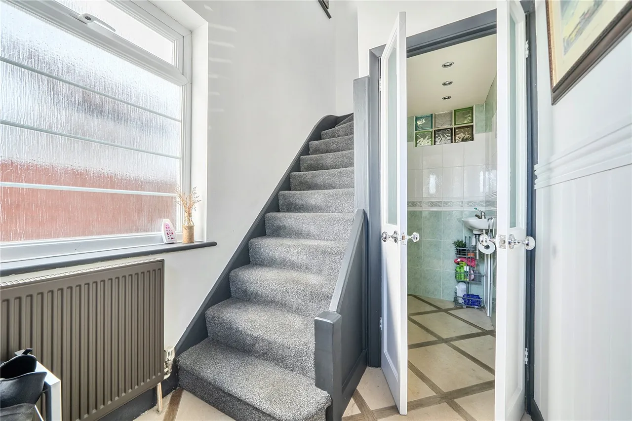 Weirdale Avenue, Whetstone, London, Greater London, N20 0AG, photo 11