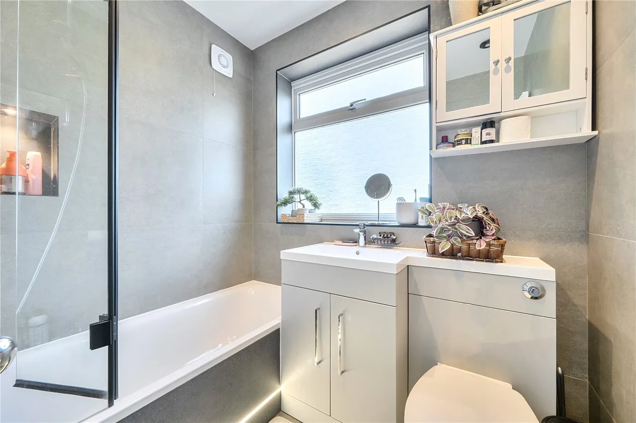 Weirdale Avenue, Whetstone, London, Greater London, N20 0AG, photo 16