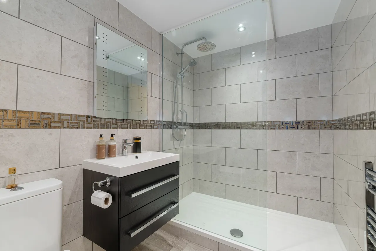 Arnhem Place, London, E14, photo 6