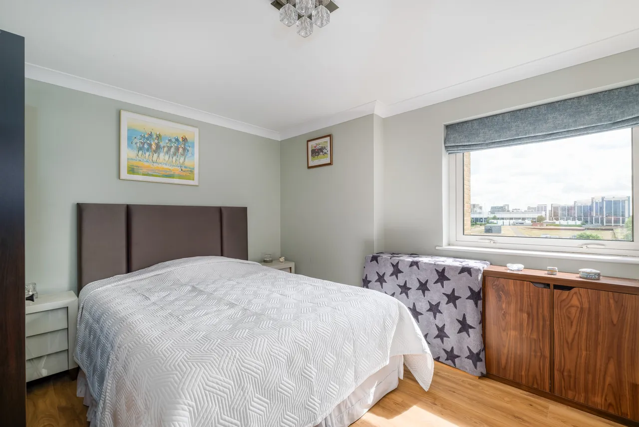 Arnhem Place, London, E14, photo 7