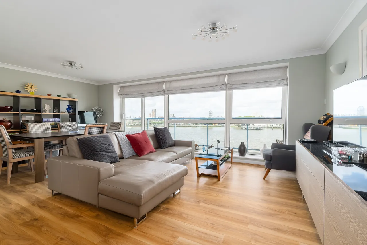 Arnhem Place, London, E14, photo 10