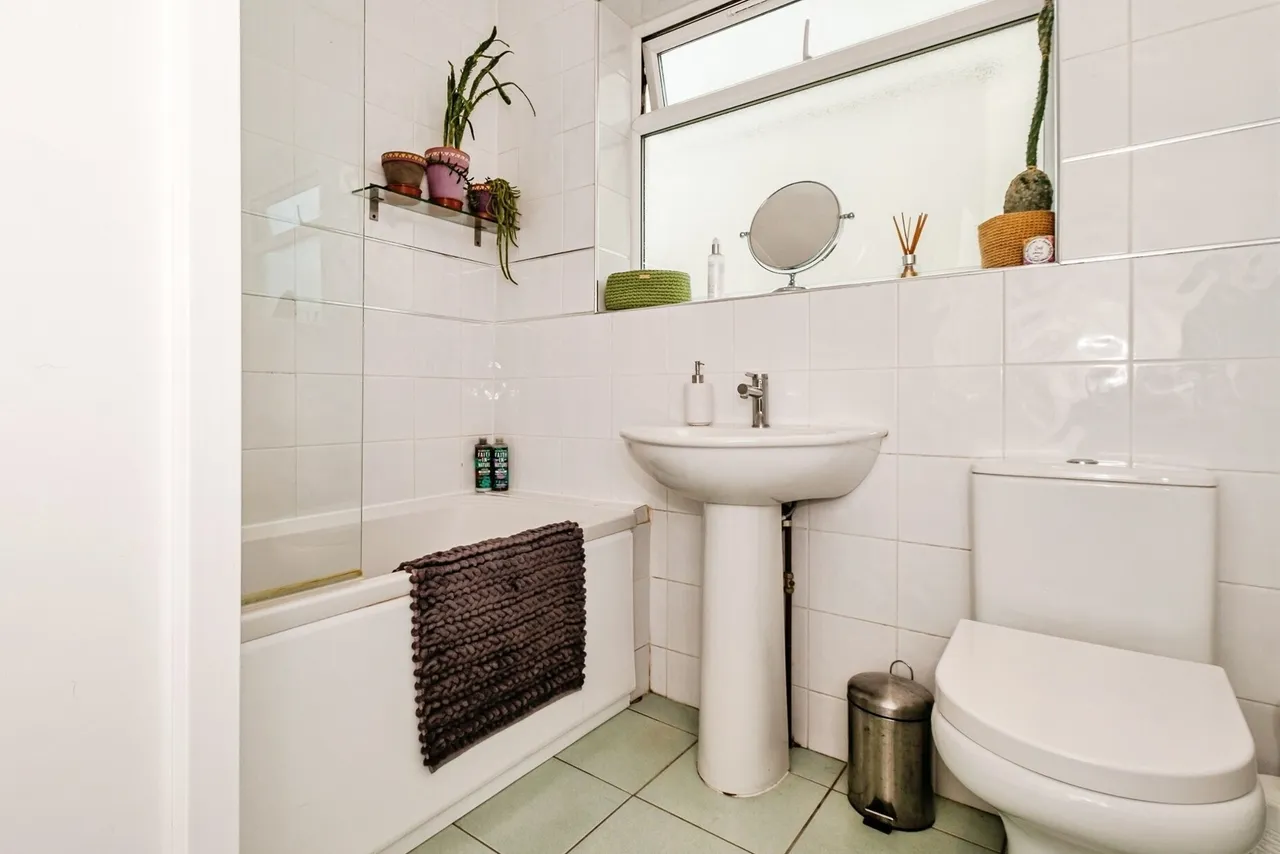 Halewick Lane, Sompting, BN15, photo 18