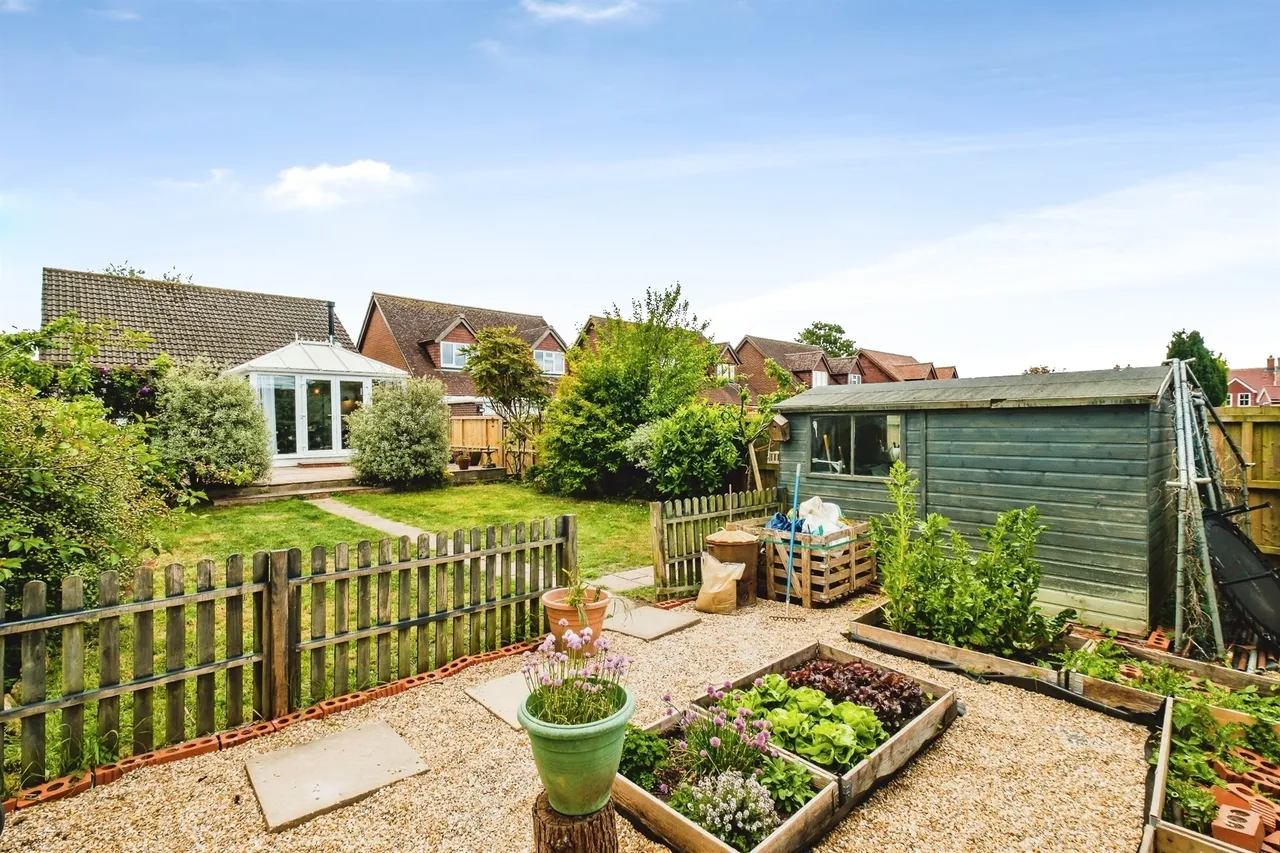 Halewick Lane, Sompting, BN15, photo 11