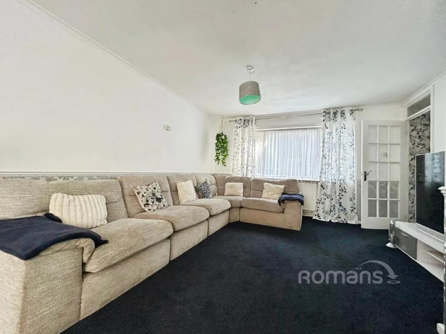 Brookhouse Road, Farnborough, GU14, photo 10
