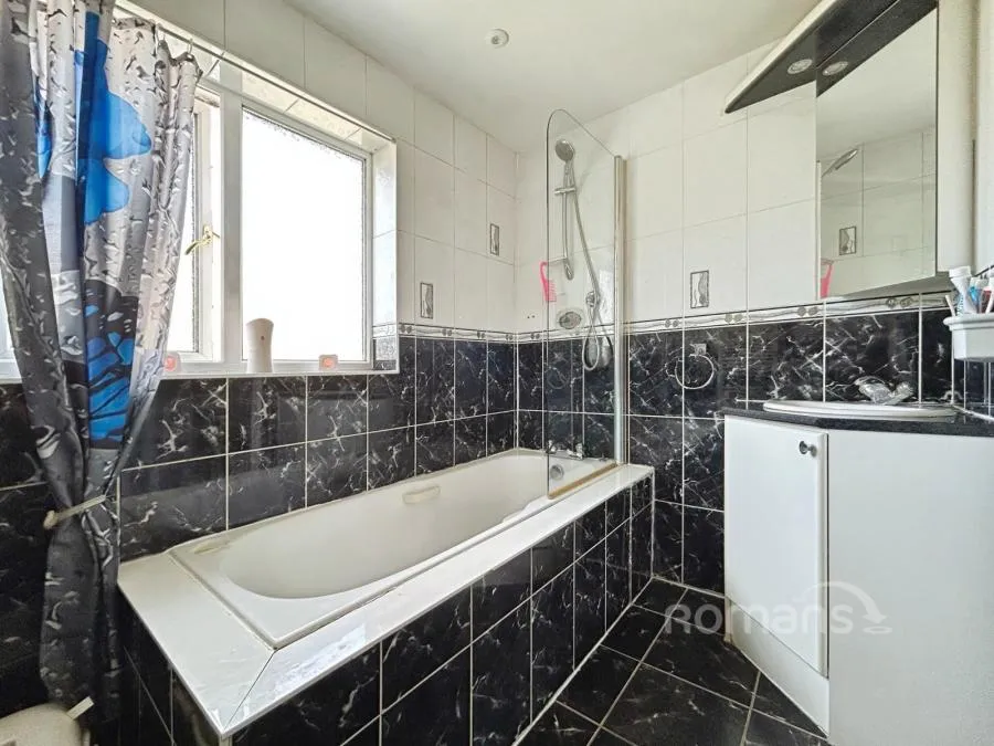Brookhouse Road, Farnborough, GU14, photo 14