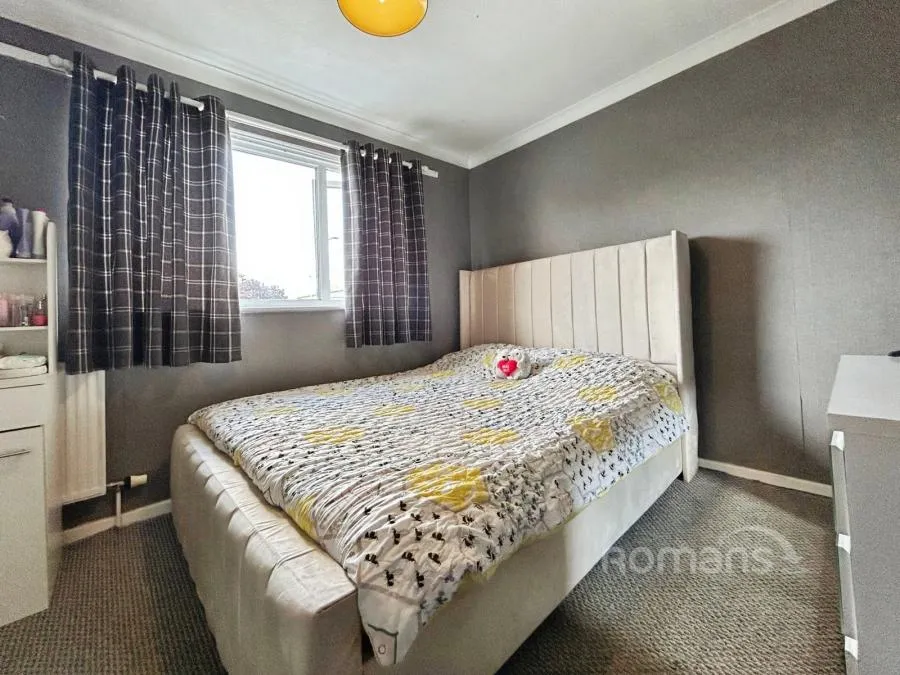Brookhouse Road, Farnborough, GU14, photo 9