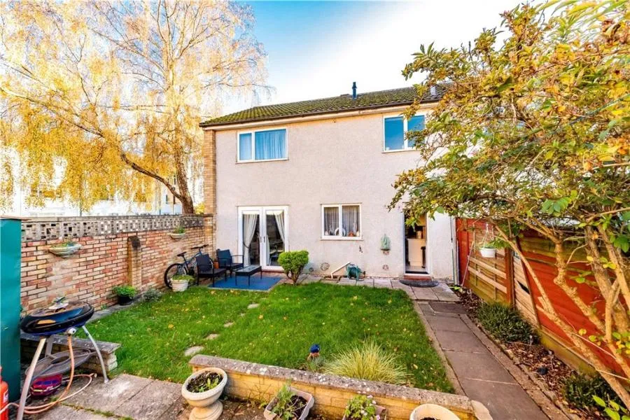 Brookhouse Road, Farnborough, GU14, photo 13