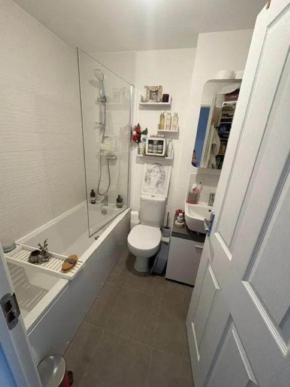 Bangor Close, Towcester, NN12, photo 4