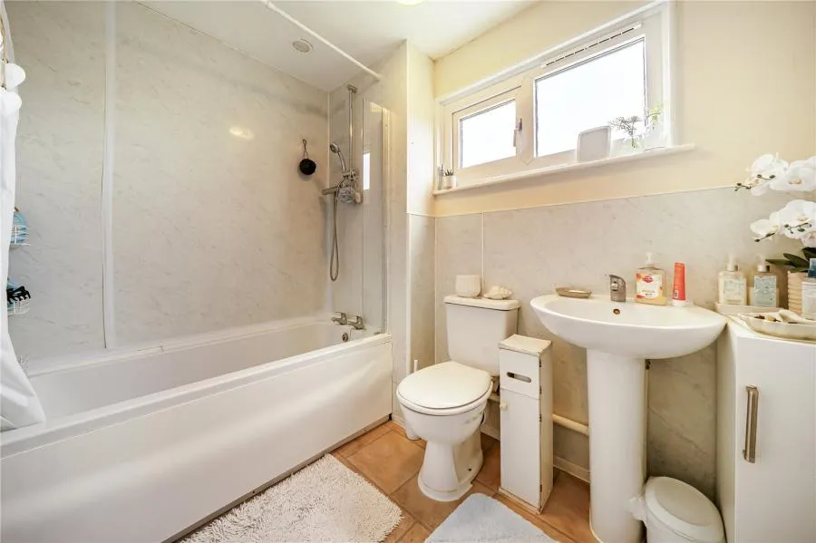 Blenheim Drive, Bicester, OX26, photo 12