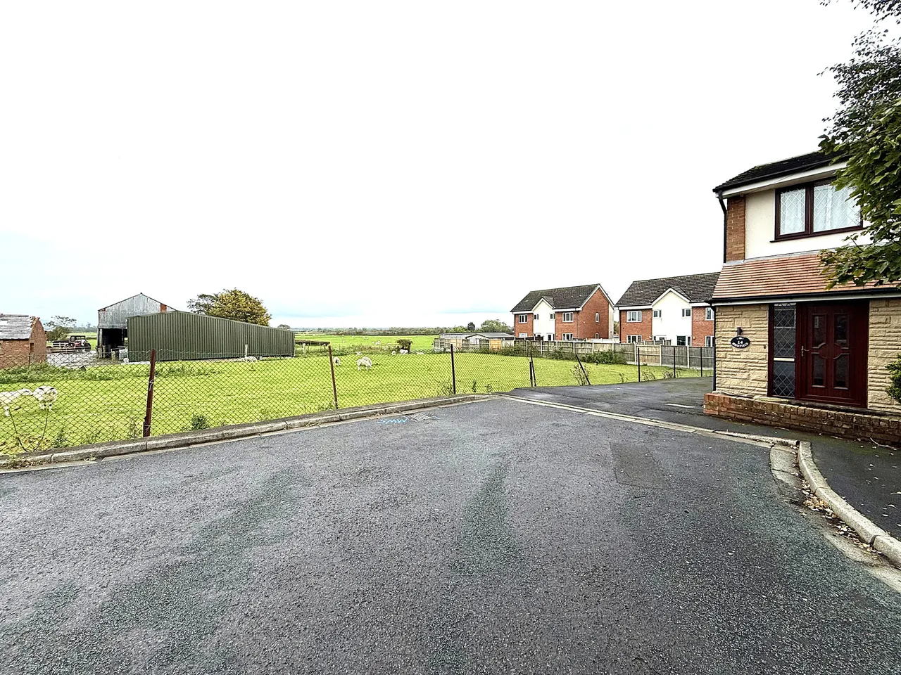 Highfield Avenue, Inskip, PR4, photo 27