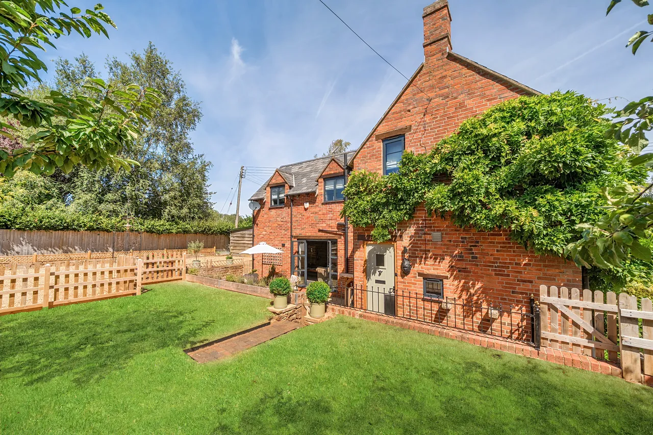 Shutford Road, Balscote, OX15, photo 20