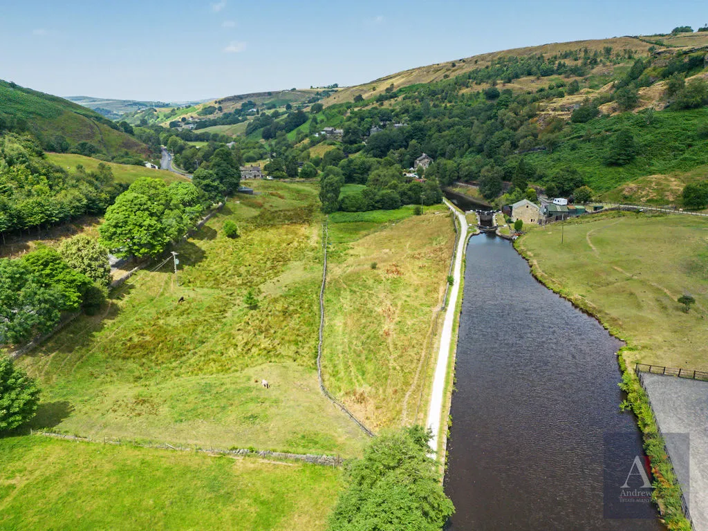 Warland Gate End Walsden, Todmorden OL14 6UP, photo 7