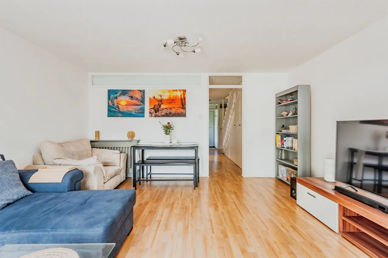 Heather Walk, Crawley, RH11, photo 5