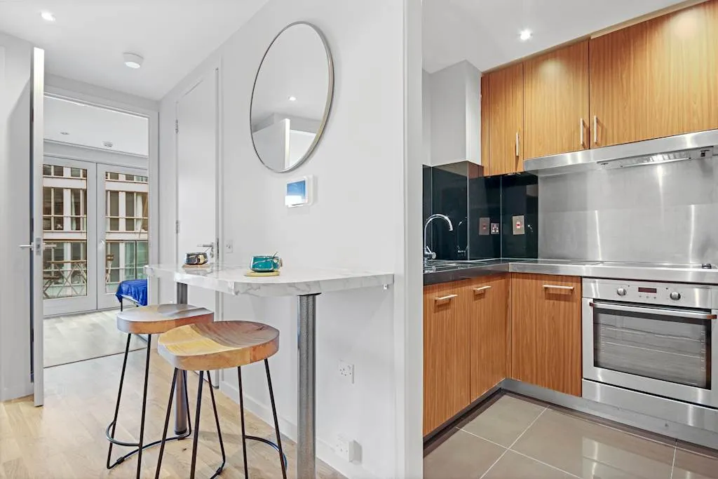 Fairmont Avenue, Canary Wharf, E14, photo 17