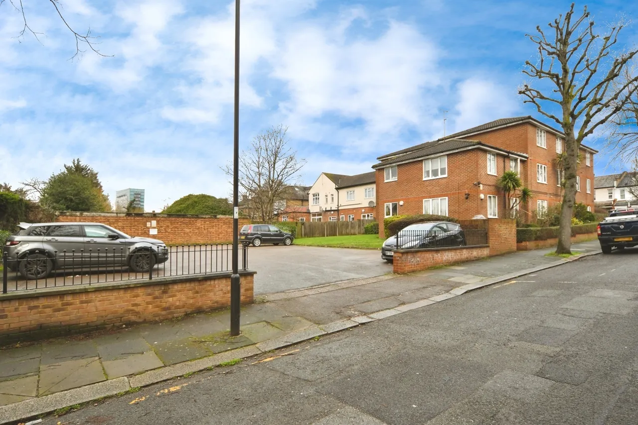 Stanley Road, Enfield, EN1, photo 8
