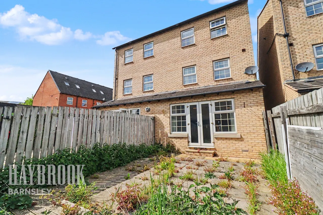 Bretton Close, Brierley, photo 2