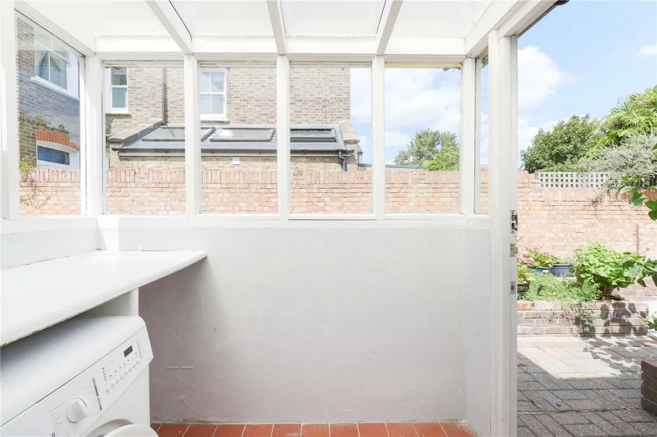 Wilton Crescent, Wimbledon, photo 20