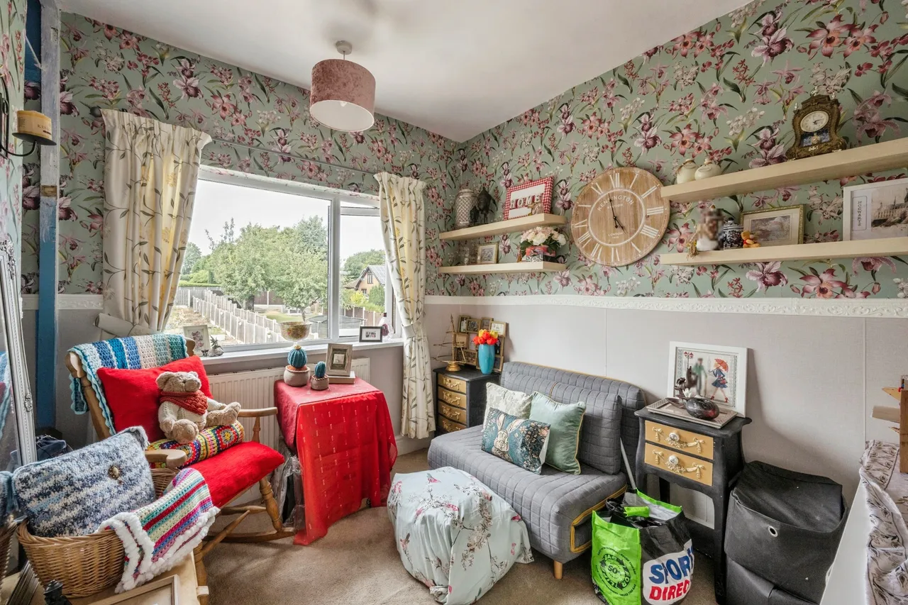 Church Street, Mexborough, S64, photo 17