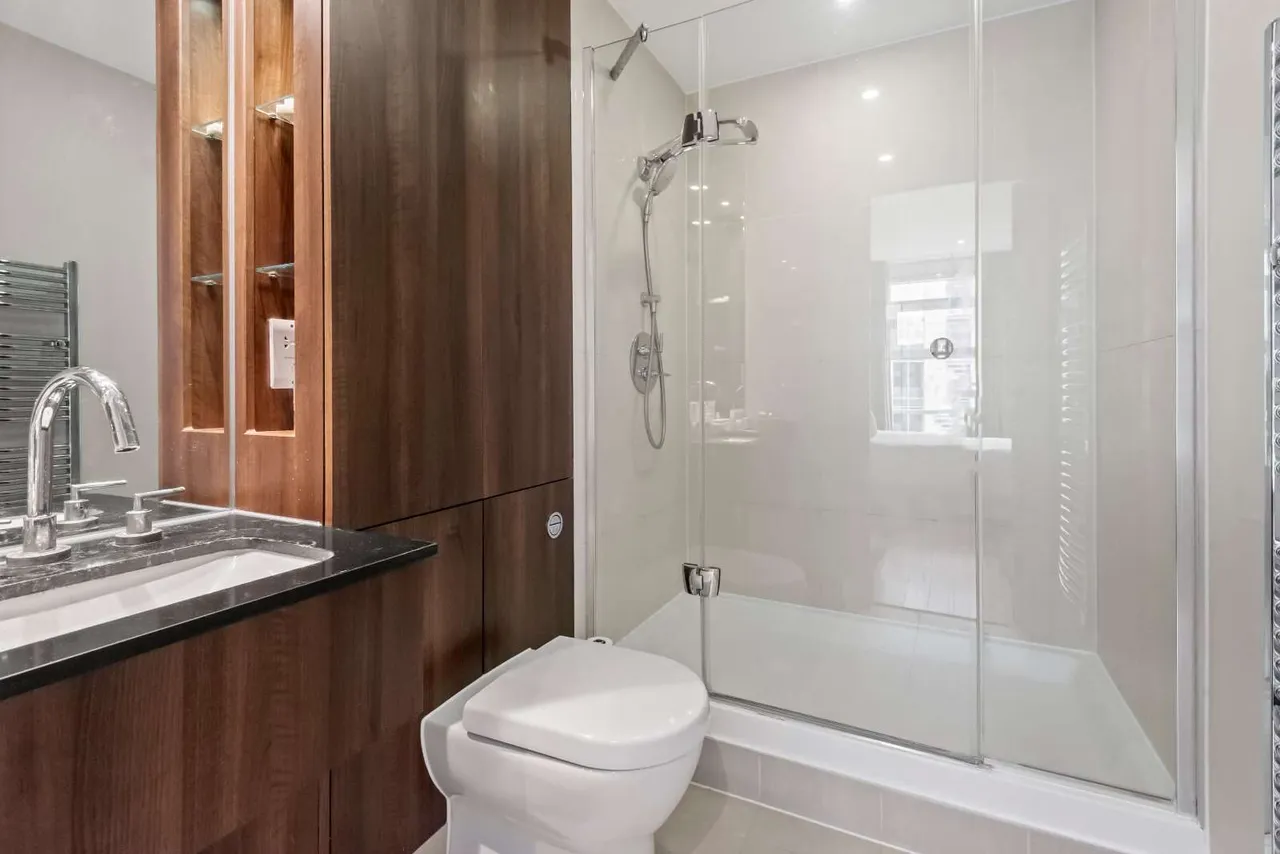Juniper Drive, London, SW18, photo 9