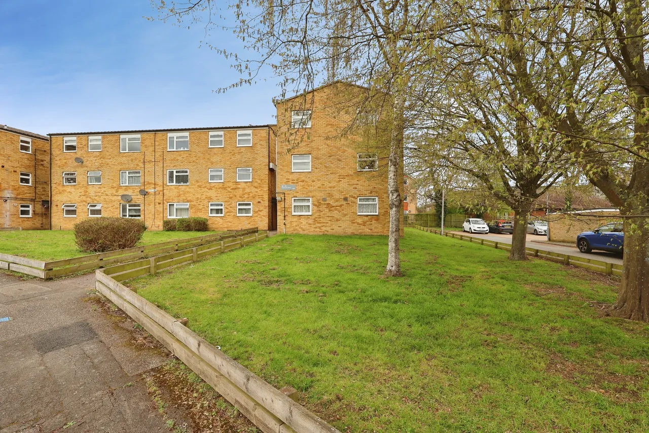 1 bed flat for sale, Yarmouth Road, Stevenage, SG1