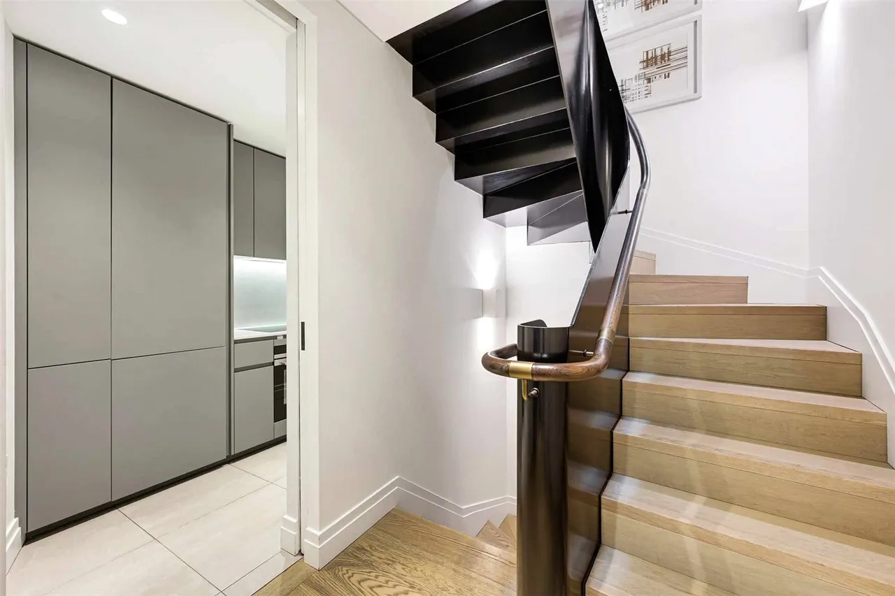 New Burlington Place, London, W1S, photo 7