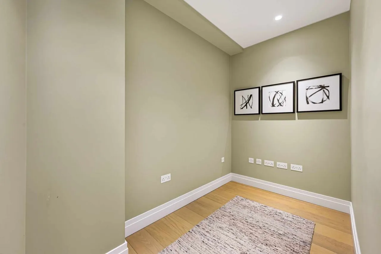 New Burlington Place, London, W1S, photo 13