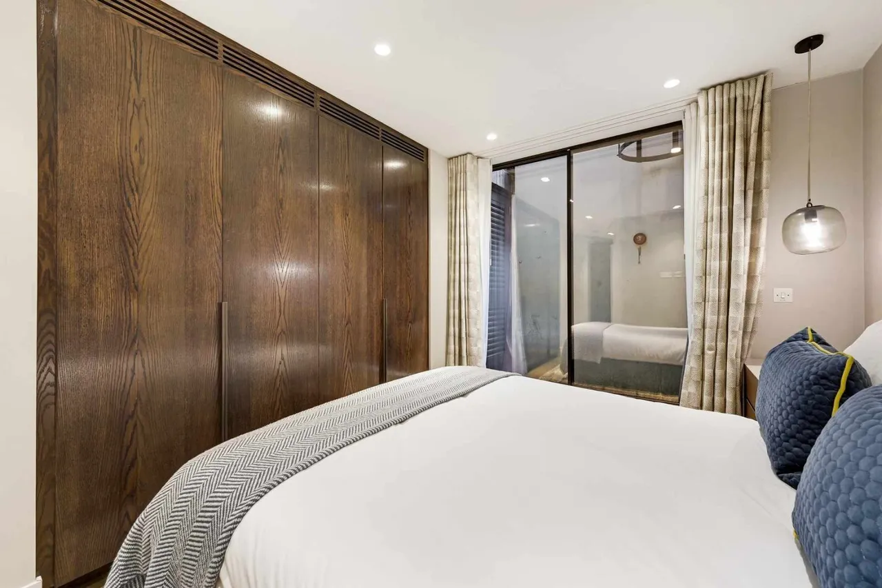 New Burlington Place, London, W1S, photo 15