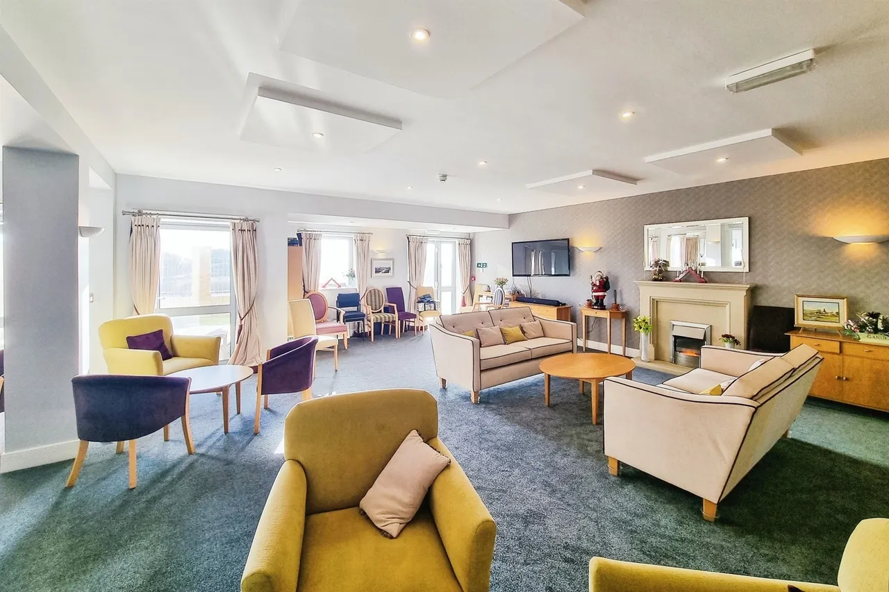 Dane Road, Seaford, BN25, photo 13