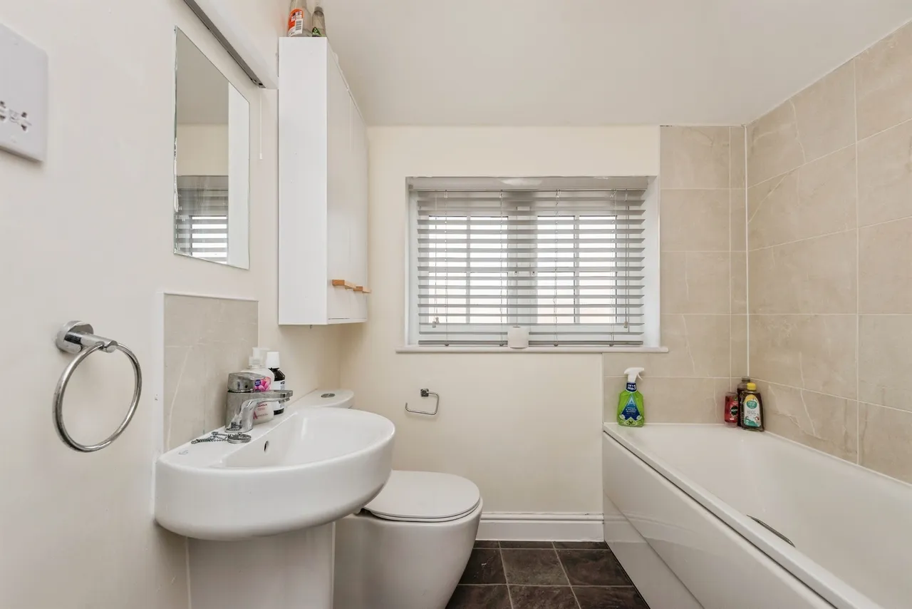 Edwin Jones Way, Lydney, GL15, photo 15