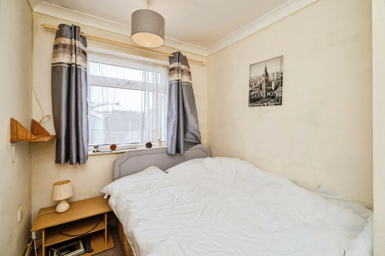 Lloyds Avenue, Lowestoft, NR33, photo 6