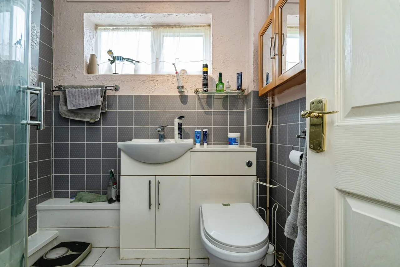 Lloyds Avenue, Lowestoft, NR33, photo 14