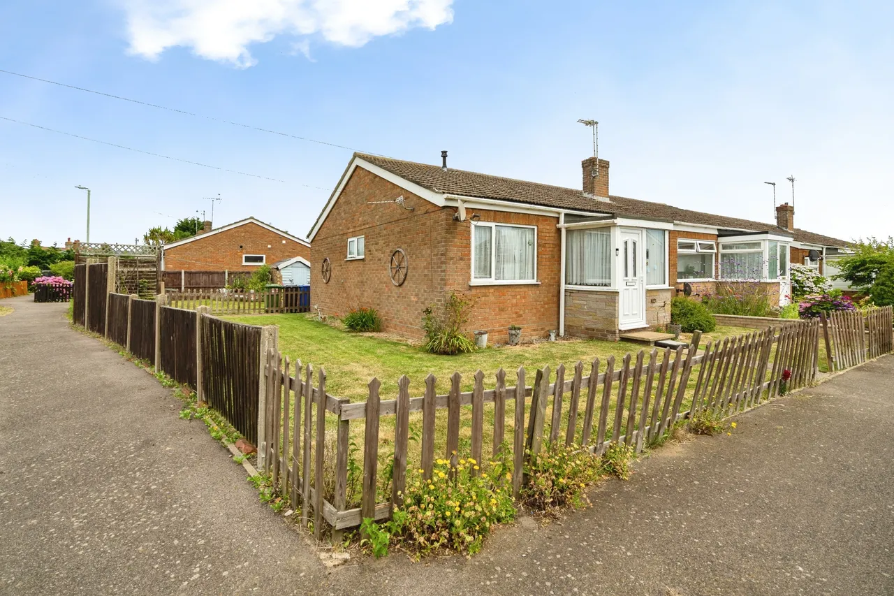 Lloyds Avenue, Lowestoft, NR33, photo 16