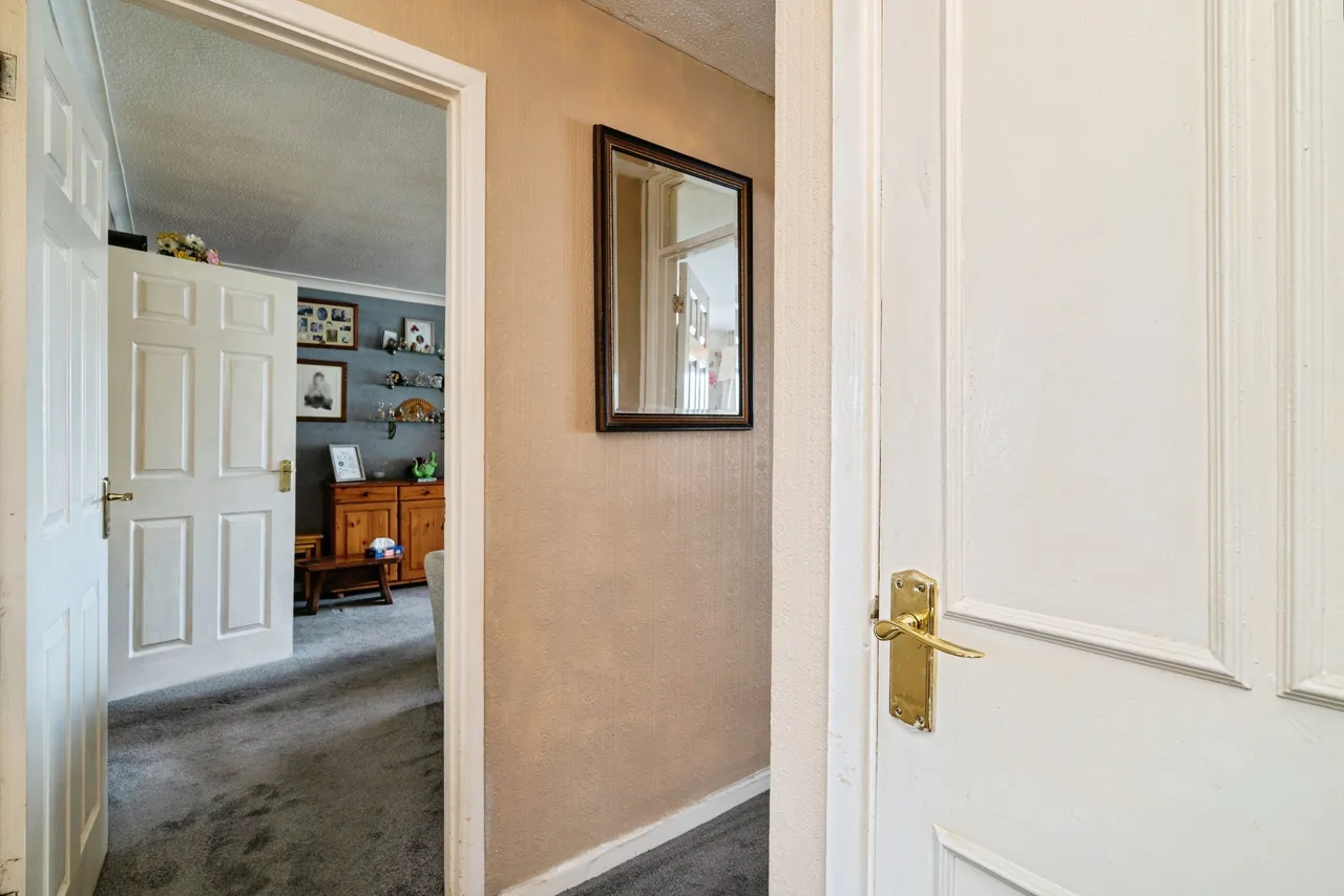 Lloyds Avenue, Lowestoft, NR33, photo 9