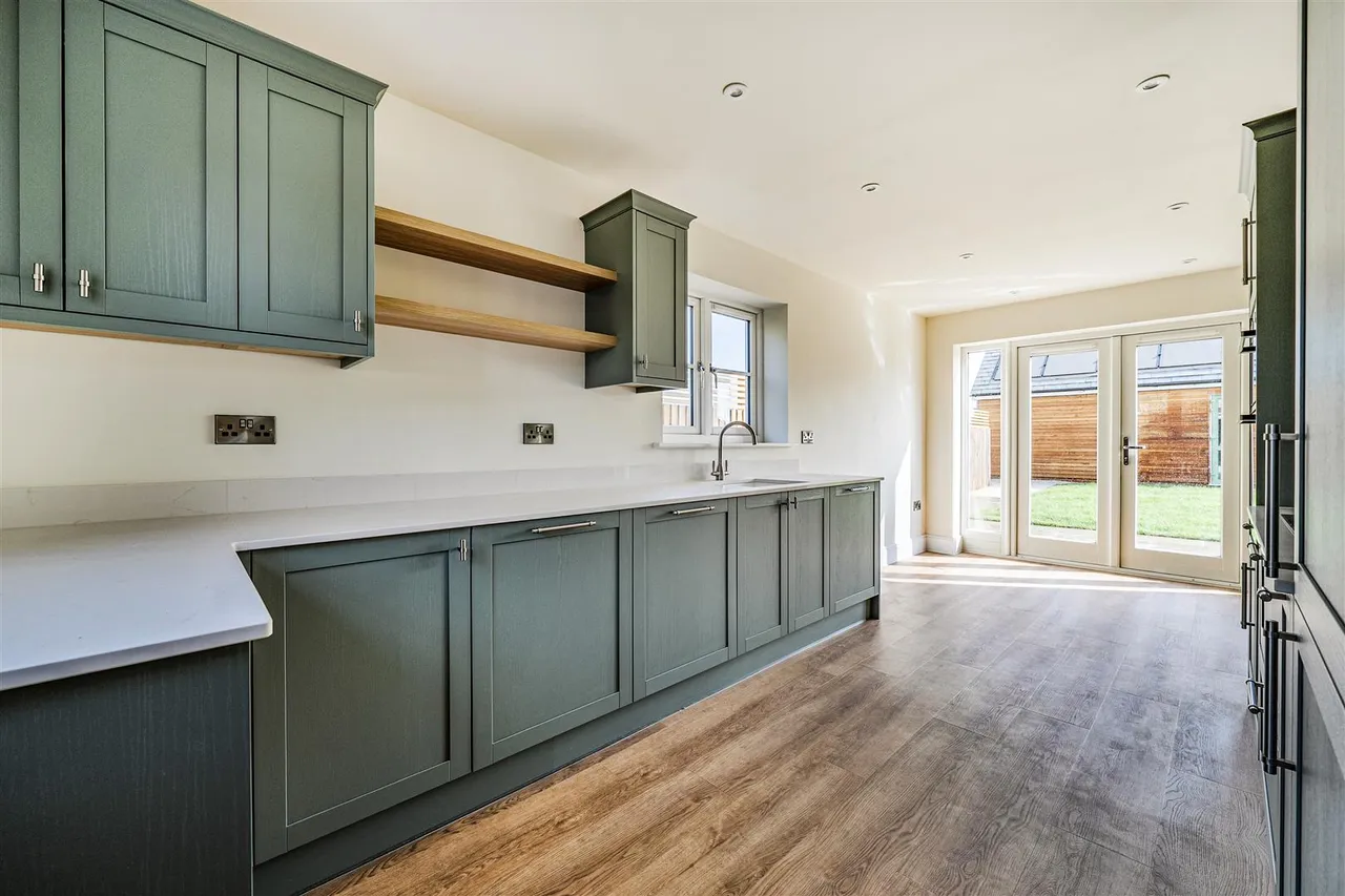 Townsend Farmyard, Poulshot, SN10, photo 5