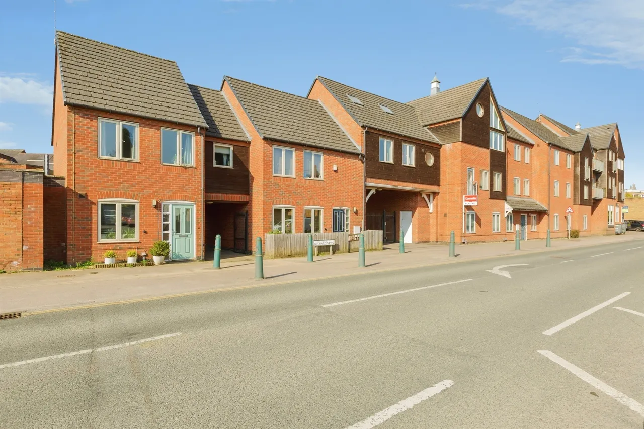 Sycamore Street, Blaby, LE8, photo 15