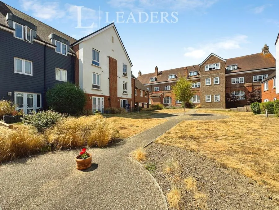 2 bed flat for sale, Abbess Way, Waterlooville, PO7