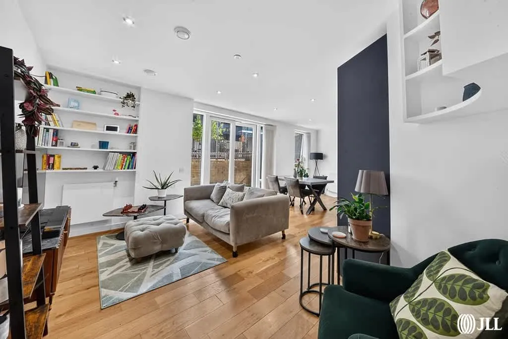 Prospect Row, London, E15, photo 11