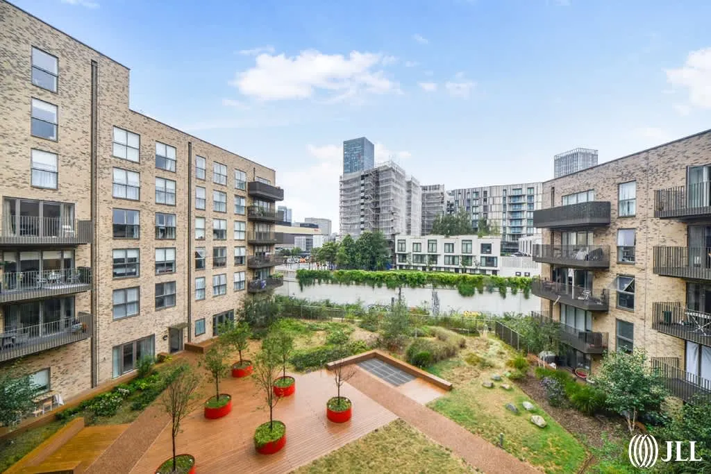 Prospect Row, London, E15, photo 18