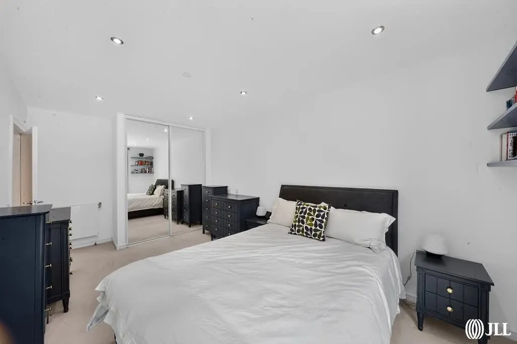 Prospect Row, London, E15, photo 8