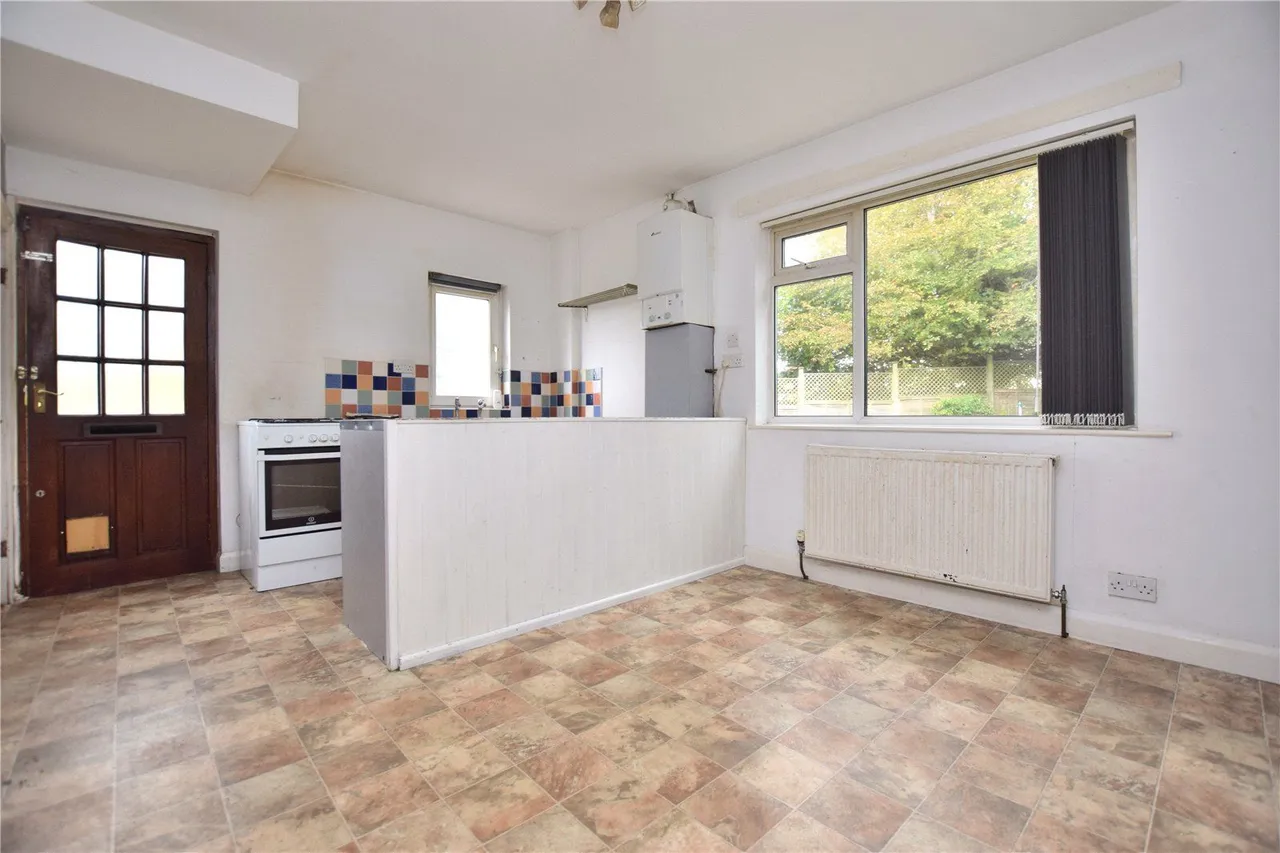 Field End Road, Leeds, LS15, photo 3